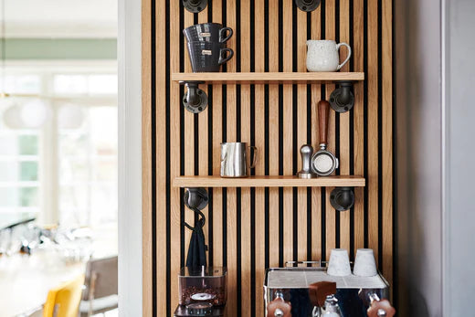 Kaffehörna med hyllor från RackBuddy